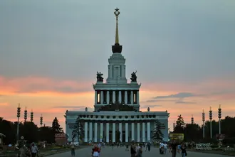 Главный павильон ВДНХ — фото 2