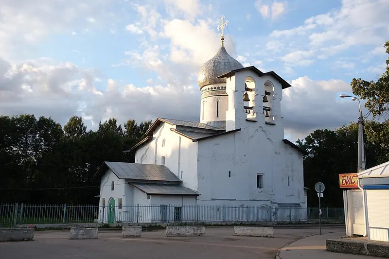 Церковь Петра и Павла с Буя