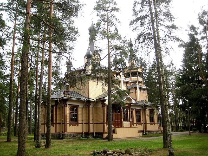 Храм Серафима Саровского (Песочный)