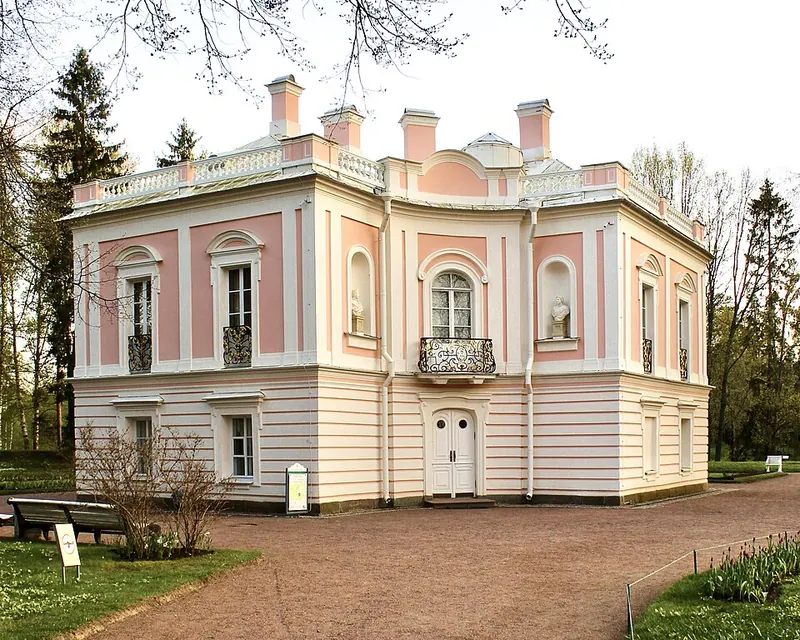 Дворец Петра III