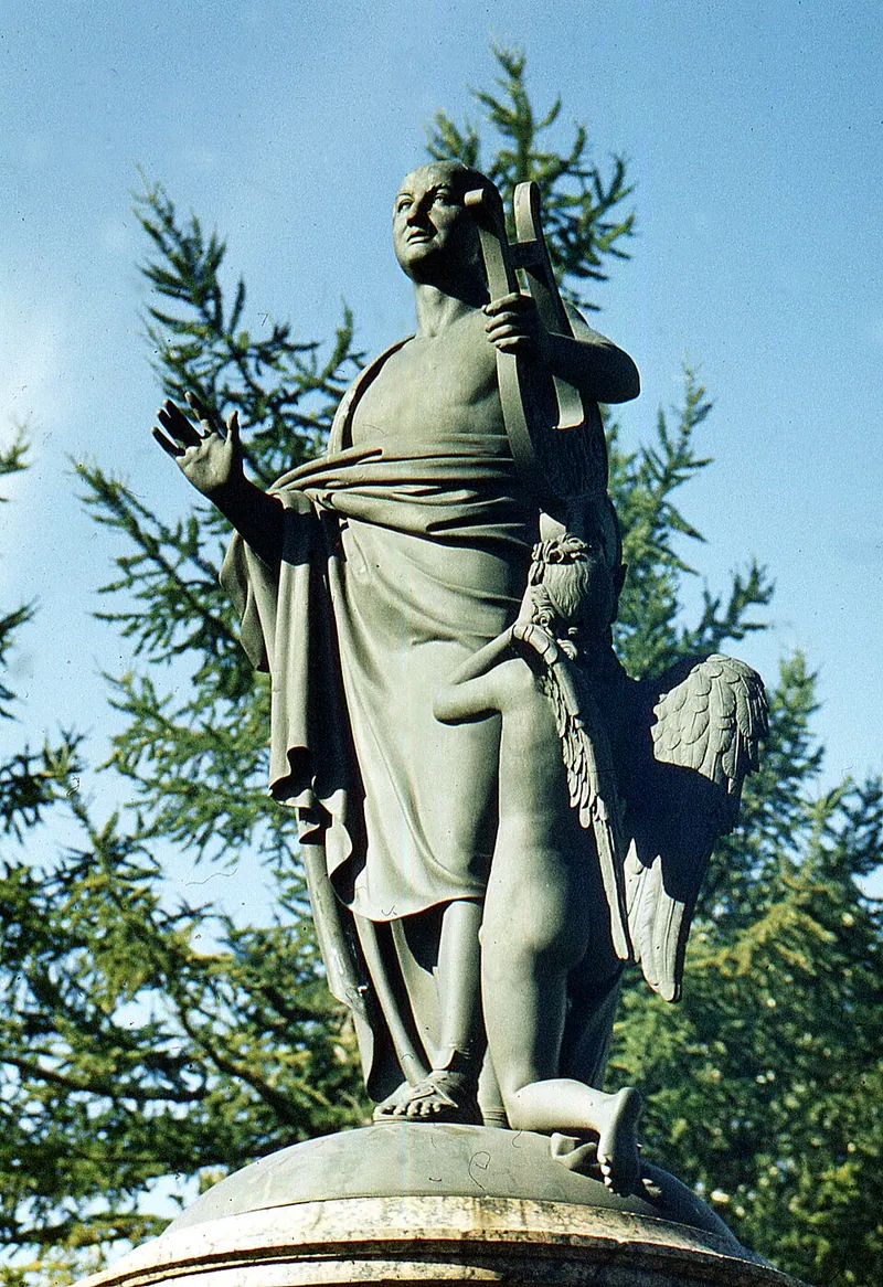 Памятник Ломоносову (Архангельск)