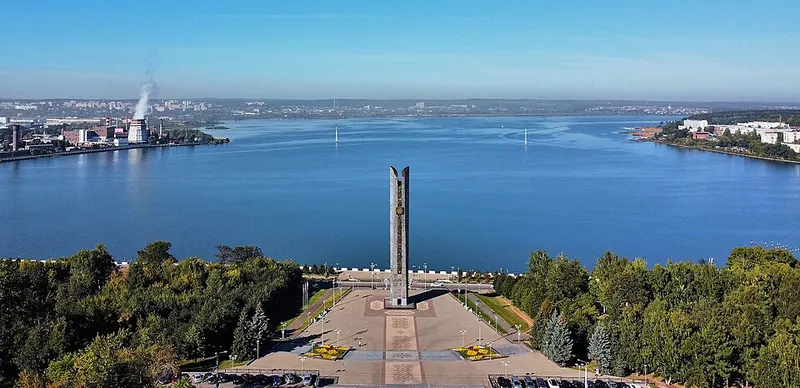 Дружба народов (монумент, Ижевск)