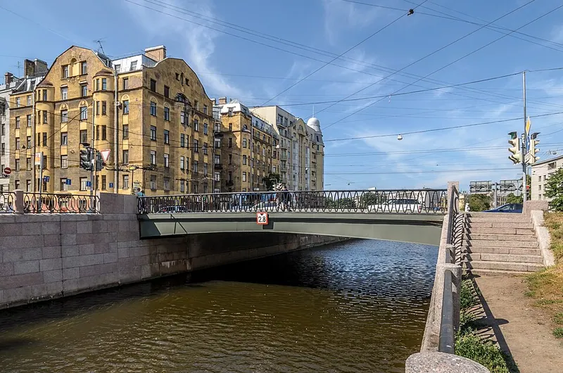 Петропавловский мост (Санкт-Петербург)