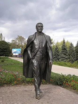 Памятник Иосифу Кобзону