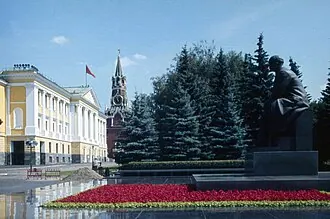 Памятник Ленину в Кремле — фото 3