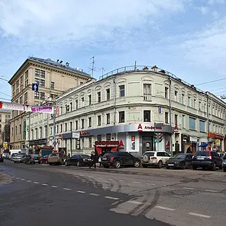 Здание гостиницы и ресторана «Яр»