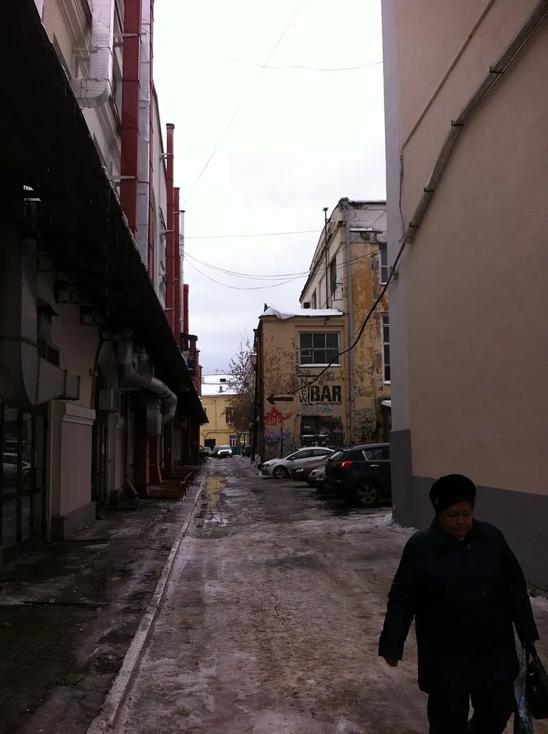 Памятник банковской пластиковой карте