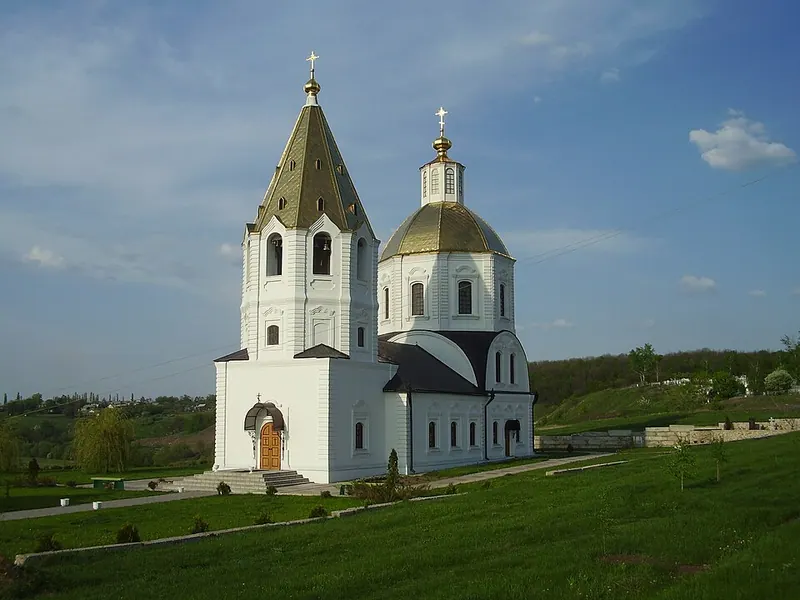 Свято-Богоявленский храм (Терновое)