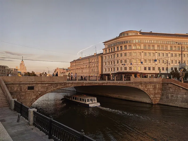 Малый Москворецкий мост