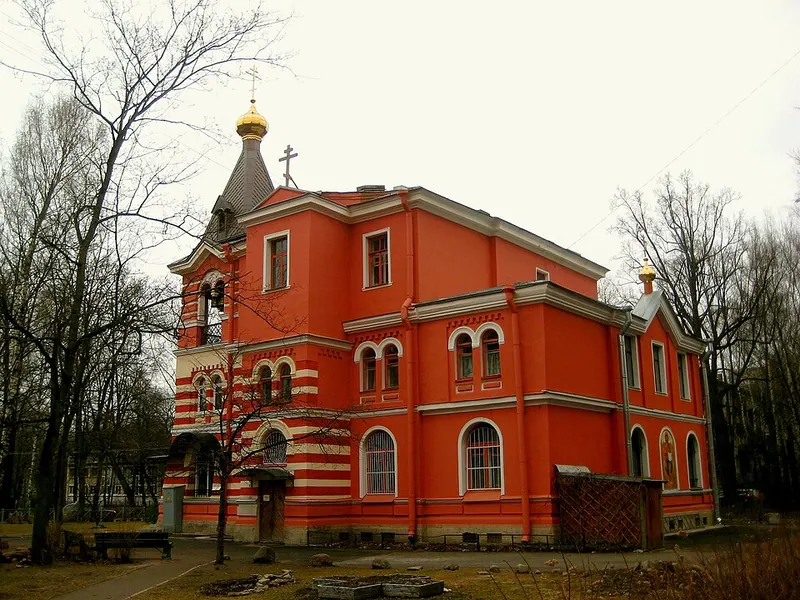 Храм Преображения Господня в Лесном