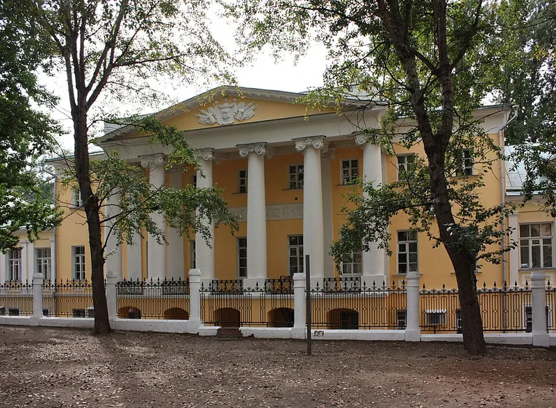 Дом Хитрово
