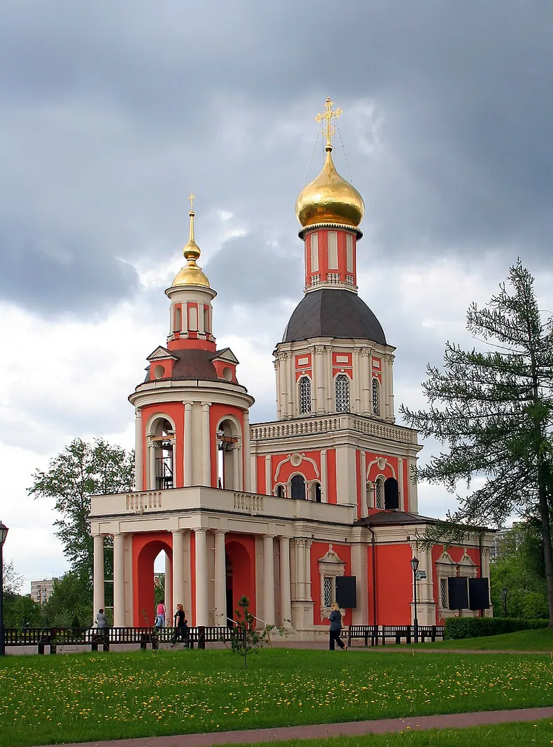 Храм Троицы Живоначальной в Свиблове