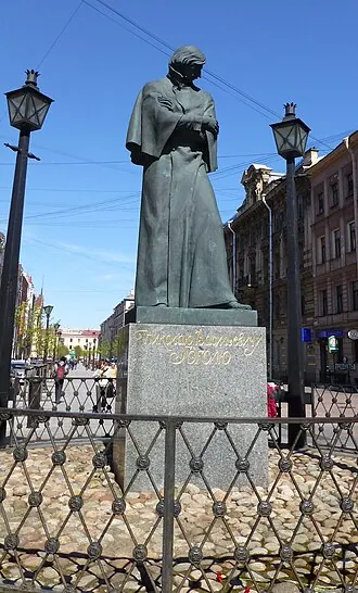 Памятник Гоголю (Санкт-Петербург, Малая Конюшенная улица) — фото 3