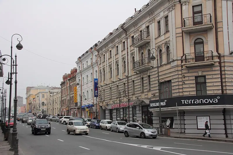 Золотой Рог (гостиница и театр)