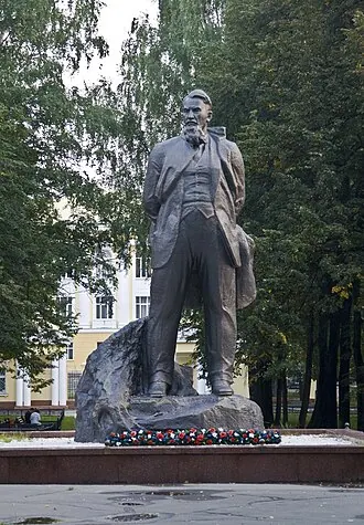 Памятник Курчатову (Снежинск)