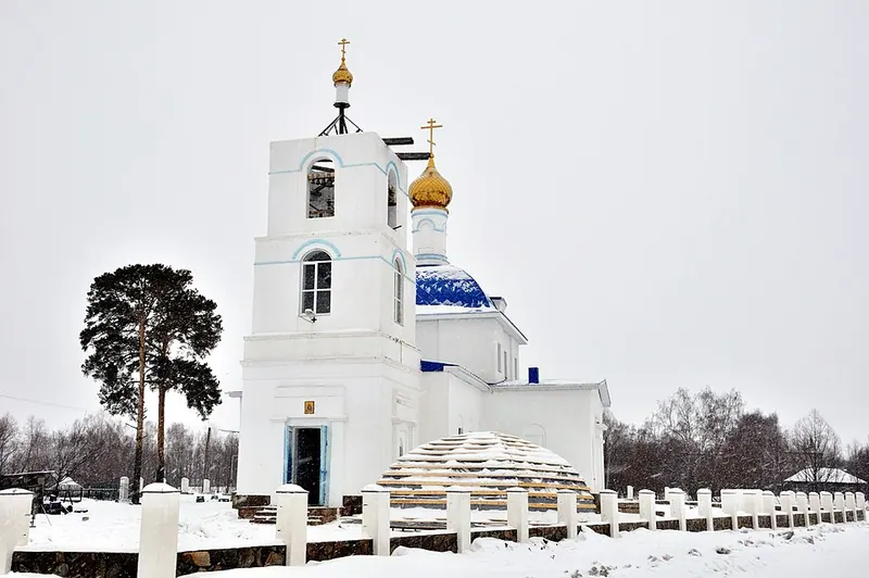 Богородице-Казанский храм (Верхотор)