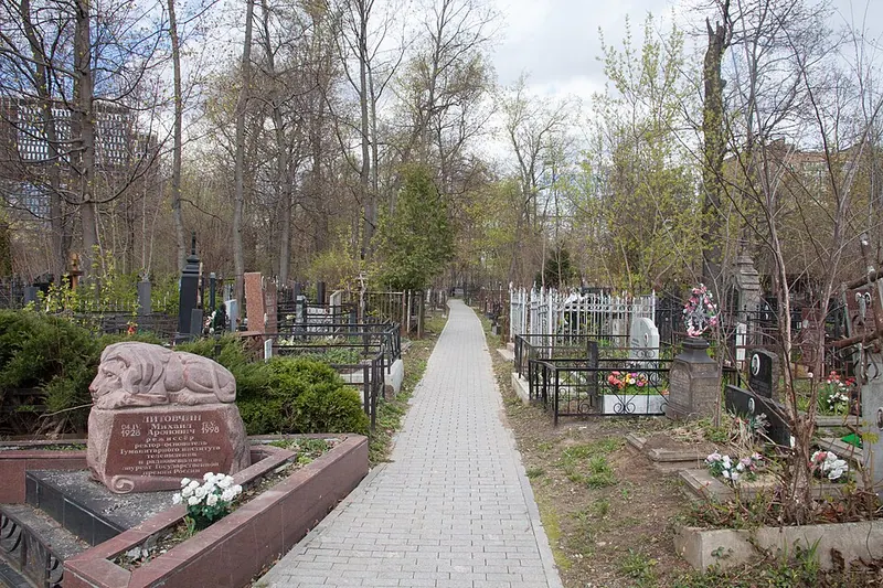 Миусское кладбище