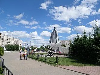 Памятник маршалу Коневу (Киров) — фото 2