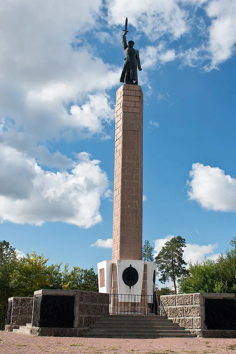 Памятник чекистам