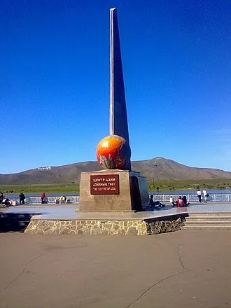 Центр Азии (обелиск) — фото 4