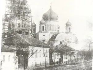 Казанская церковь (Луганск) — фото 2