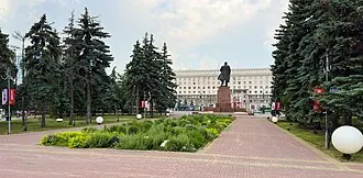 Памятник Ленину (Челябинск) — фото 3