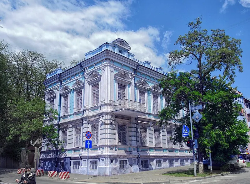 Дом Резниченко