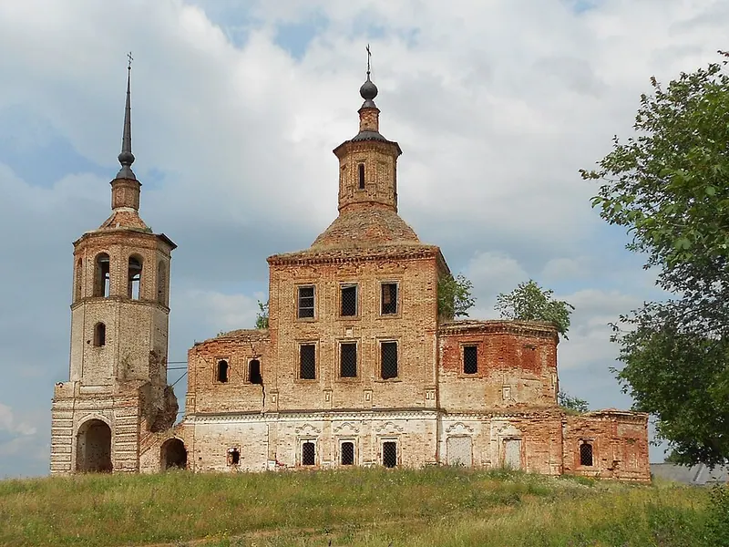 Троицкая церковь в Вотлажме