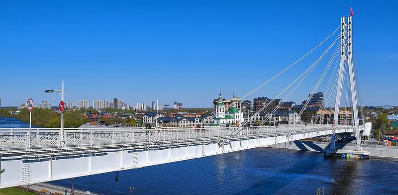 Мост влюблённых (Тюмень)