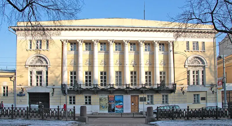 Дом Луниных