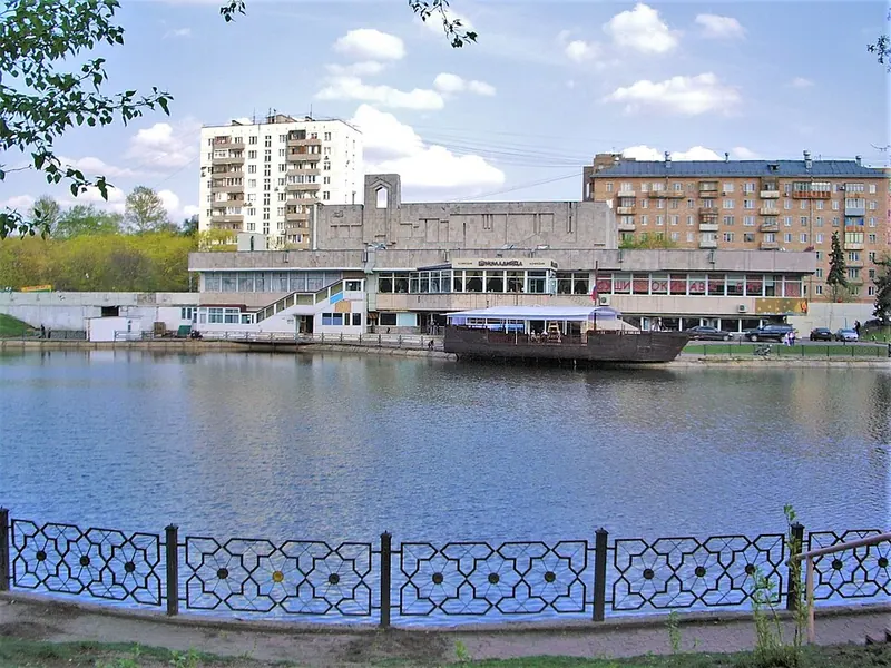 Баку (кинотеатр)