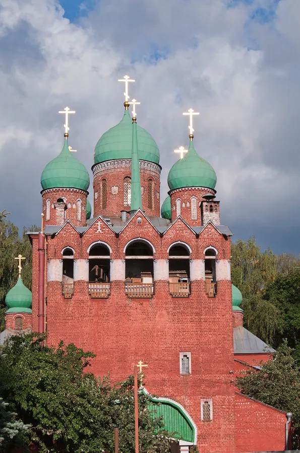 Собор Успения Пресвятой Богородицы на Бугровском кладбище
