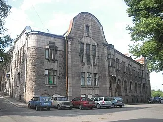 Гранитный дворец