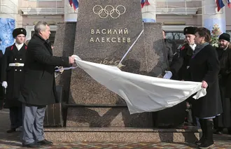 Памятник Василию Алексееву (Шахты) — фото 3