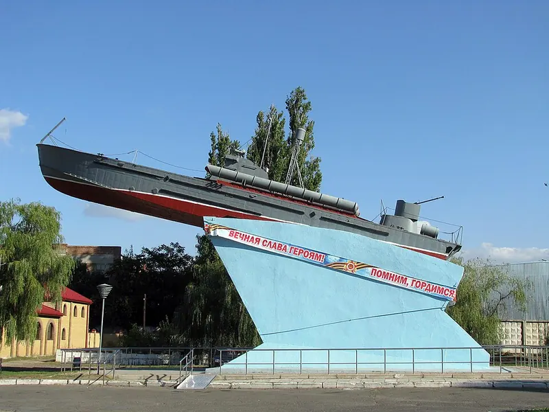 Памятник морякам Азовской военной флотилии (Азов)