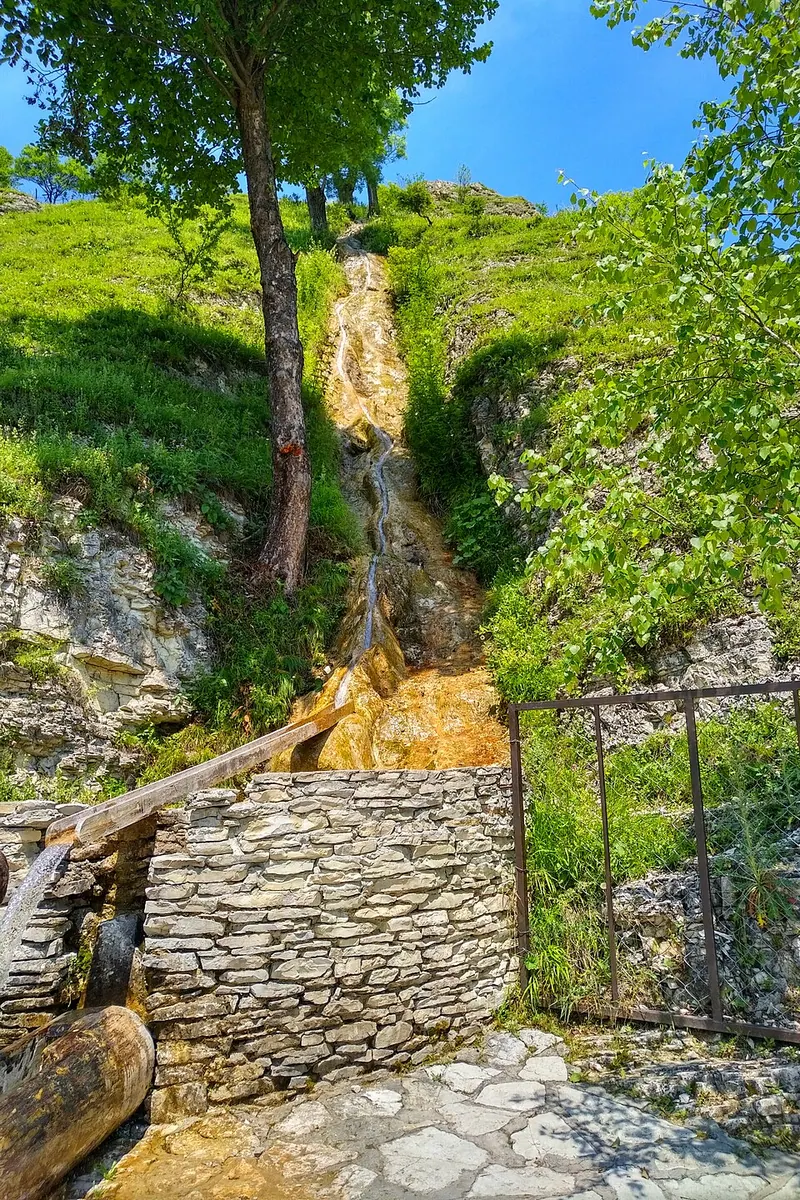 Харачойский водопад