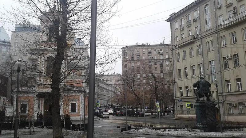 Сквер Мстислава Ростроповича