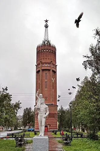 Водонапорная башня (Инта) — фото 2