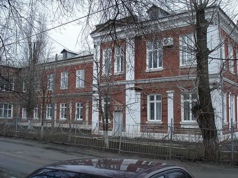 Памятник героям-пионерам (Каменск-Шахтинский)
