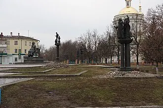 Памятник Н. С. Лескову (Орёл) — фото 4
