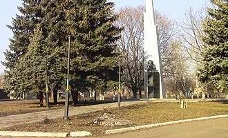 Памятник Тарасу Шевченко (Славянск) — фото 2