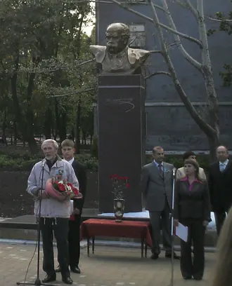 Памятник Тарасу Шевченко (Краматорск)