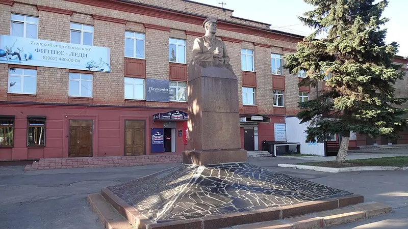 Памятник М. Г. Медведеву (Орёл)