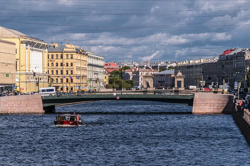 Лештуков мост