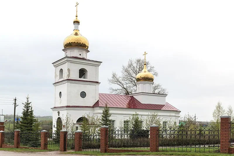 Церковь Димитрия Солунского (Надеждино)