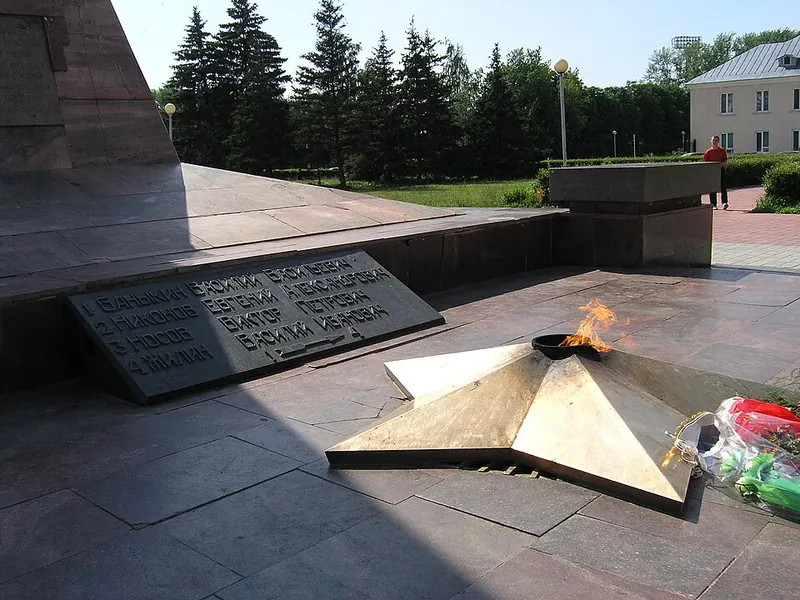 Обелиск Славы в Тольятти