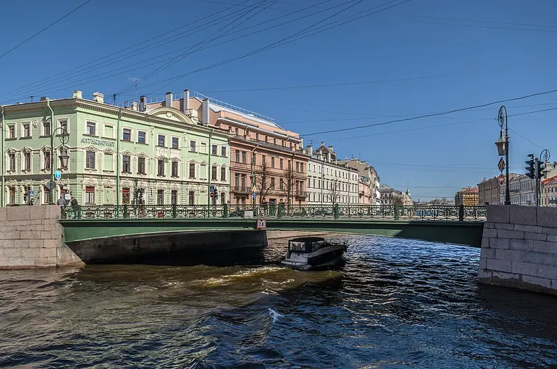 Фонарный мост