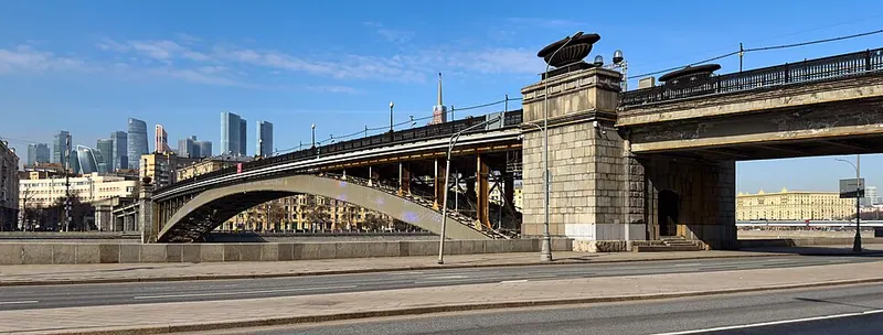 Смоленский метромост