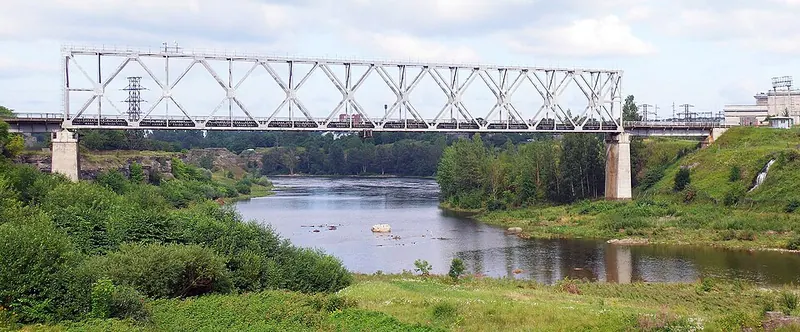 Нарвский железнодорожный мост