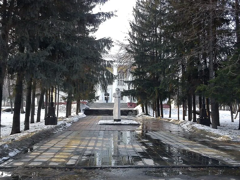 Бюст И. А. Бунина (Орёл)